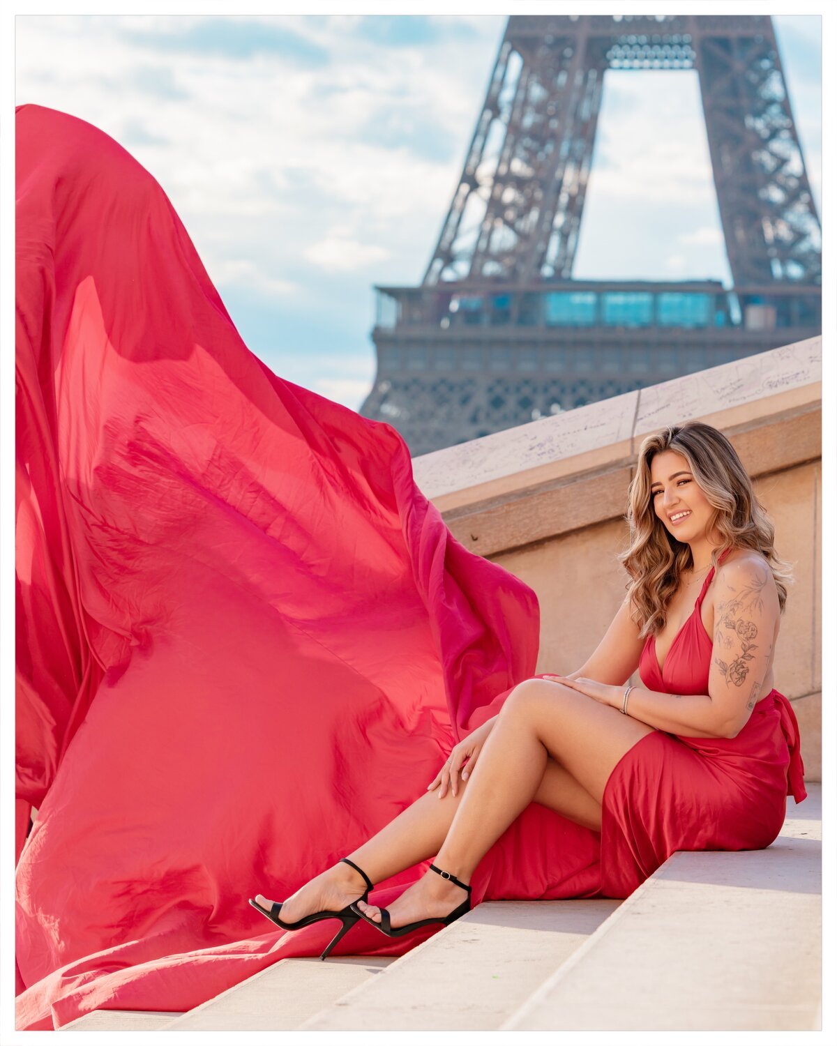 Sesion de Fotos de Pareja con Vestido en Paris
