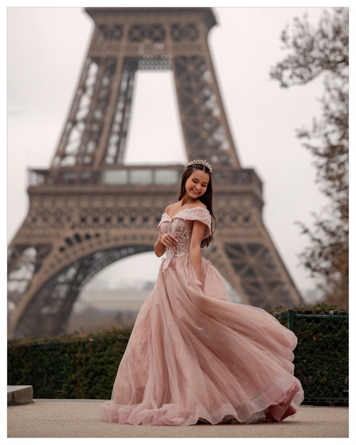 A blue quinceañera ball gown photoshoot in Paris — Glam In Paris
